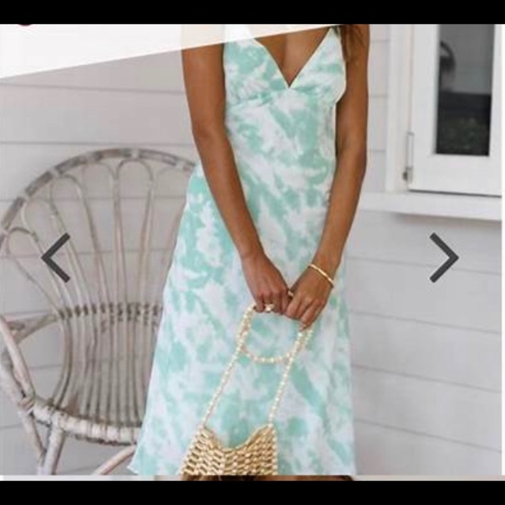 MURA BOUTIQUE Tie dye midi dress